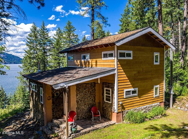 812 Pine Cove Rd, Bayview, ID 83803