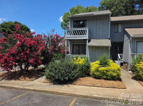 100 Willow Run Drive, Gastonia, NC 28056