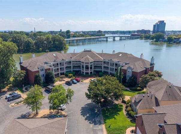 30 Brough Lane, Hampton, VA 23669