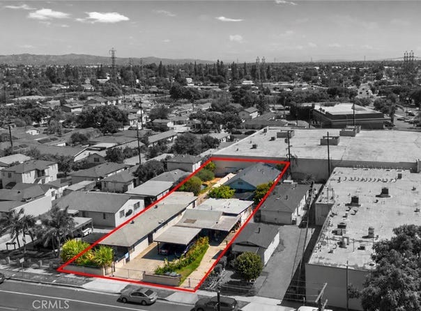 6882 Jaboneria, Bell Gardens, CA 90201