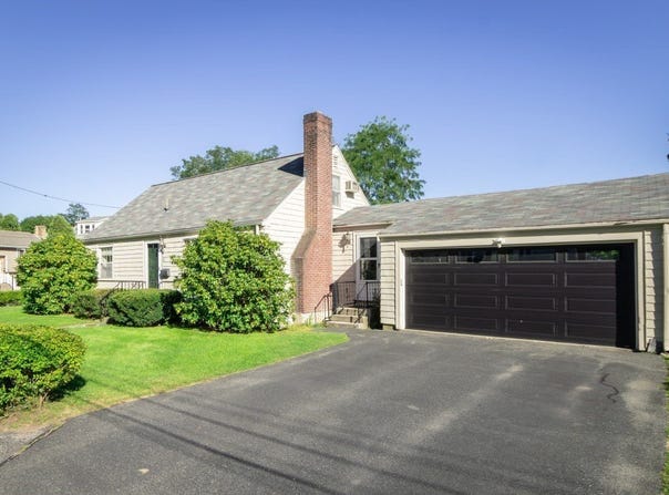 6 Albert St, Waltham, MA 02453