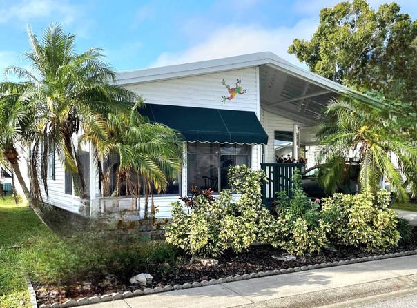 1001 Starkey rd., Largo, FL 33771