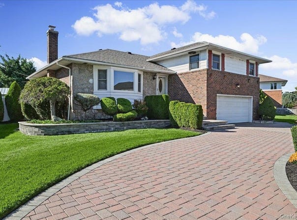698 Edgewood Drive, Westbury, NY 11590