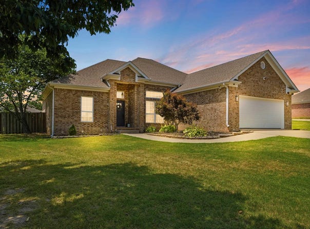 535 Triple J Drive, Lonoke, AR 72086