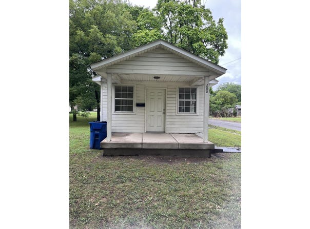 200 K Street SE, Miami, OK 74354