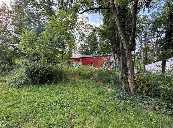 7795 State Route 303, Windham, OH 44288