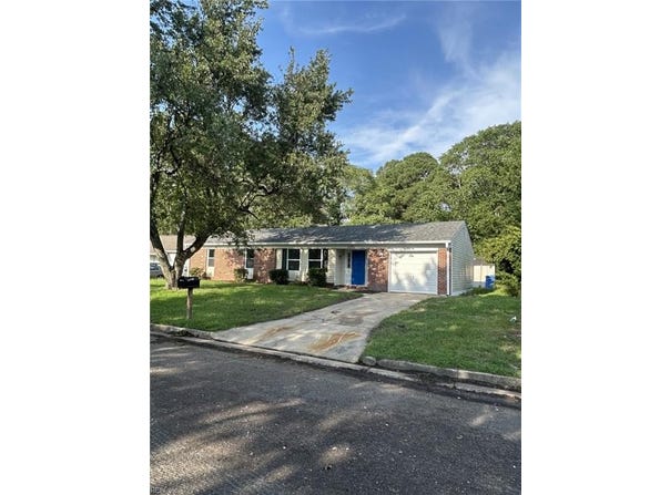 1205 Aaron Court, Chesapeake, VA 23323