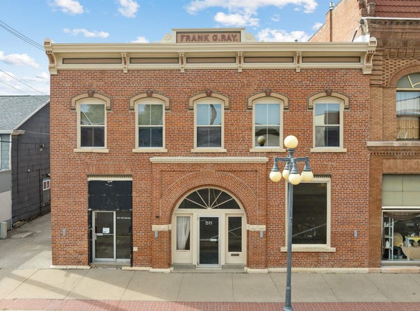 511 1st Avenue, Vinton, IA 52349