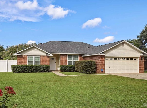 5241 Chumuckla Hwy, Pace, FL 32571
