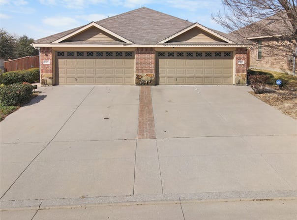 363 Armstrong Lane, Lavon, TX 75166