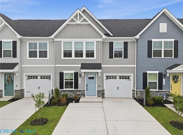 7273 Peyton Randolph Ln, New Kent, VA 23124