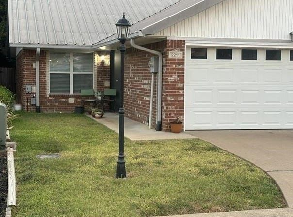 2211 Sandstone Dr., Longview, TX 75605