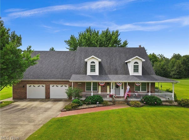 42479 Adelbert Street, Elyria, OH 44035