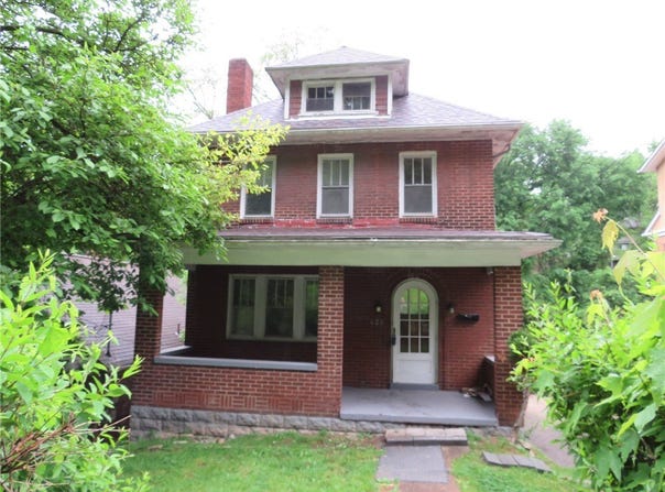 423 Braddock Rd, Pittsburgh, PA 15221