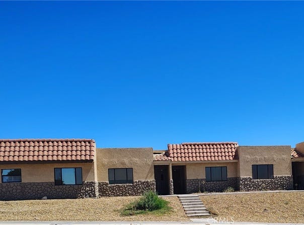 27160 Vista, Helendale, CA 92342