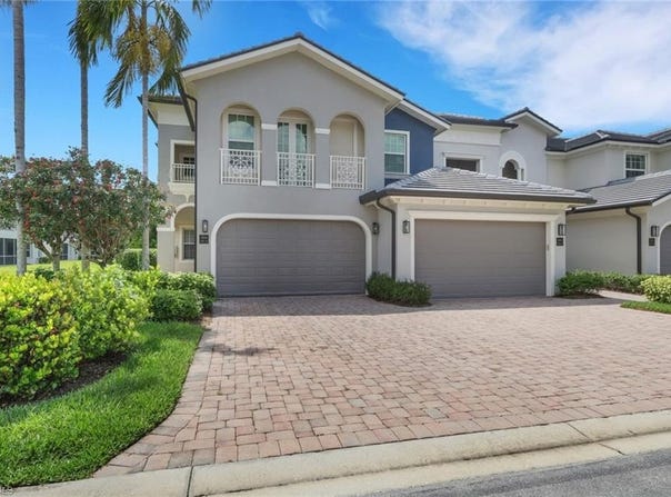 21584 BACCARAT Ln, ESTERO, FL 33928