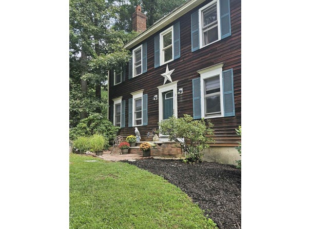7 Chapman Way, Exeter, NH 03833