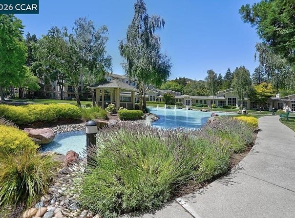 1840 Tice Creek Dr, Walnut Creek, CA 94595
