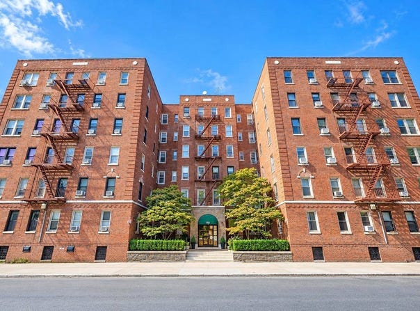 3321 Bruckner Blvd, Bronx, NY 10461