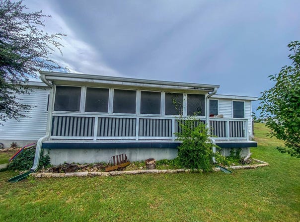 7151 Woodlake Pkwy, San Antonio, TX 78218