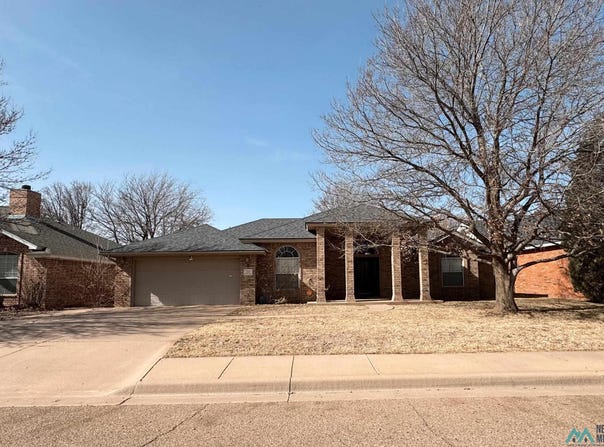525 Anthony, Clovis, NM 88101