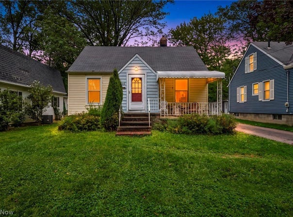 111 Forest Hill Drive, Avon Lake, OH 44012