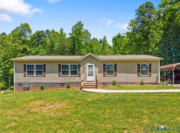 432 C C Camp Rd, Meherrin, VA 23954