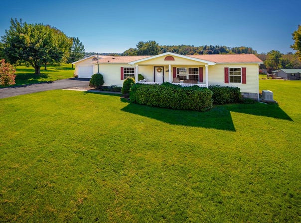 107 Mountaineer Drive, Reedsville, WV 26547