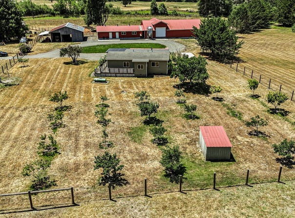 7810 Hwy 36, Carlotta, CA 95528