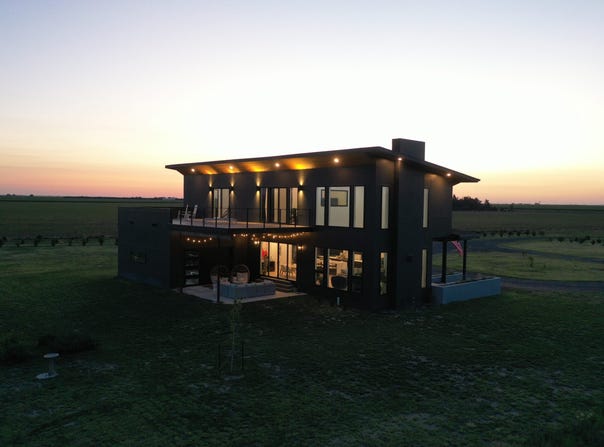 33728 736 Ave, Enders, NE 69027