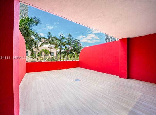 90 NE 32 St, Miami, FL 33127