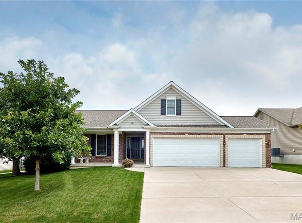 12 Shady River Court, O'Fallon, MO 63366