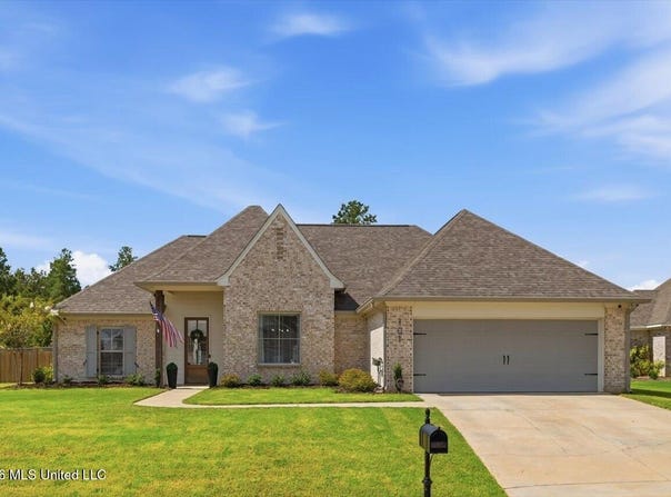 101 Lakecrest Drive, Madison, MS 39110