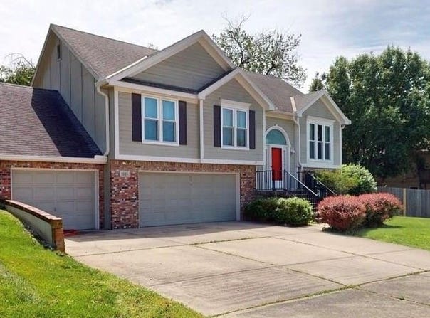 3105 NW 57th Street, Kansas City, MO 64151