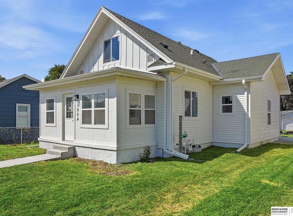 1904 Avenue B, Council Bluffs, IA 51501