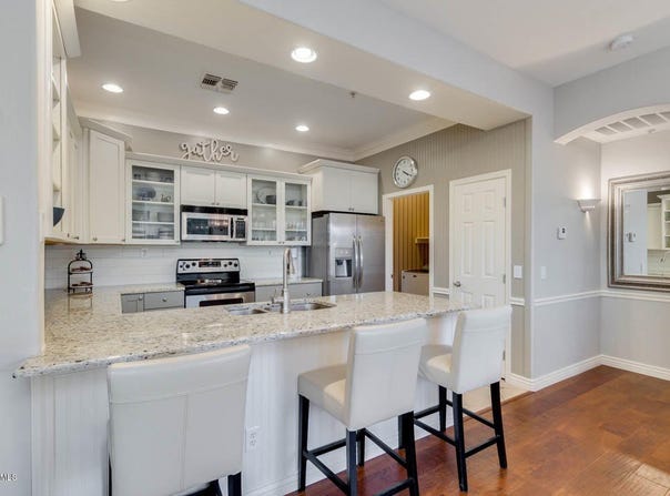 7445 E EAGLE CREST Drive, Mesa, AZ 85207