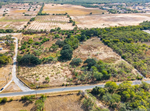 17520 Jackel Rd., Von Ormy, TX 78073