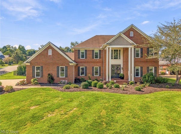 5411 Bridgecreek Avenue NW, Canton, OH 44718