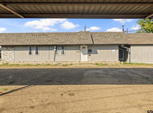 203 E 16th, Mt Pleasant, TX 75455