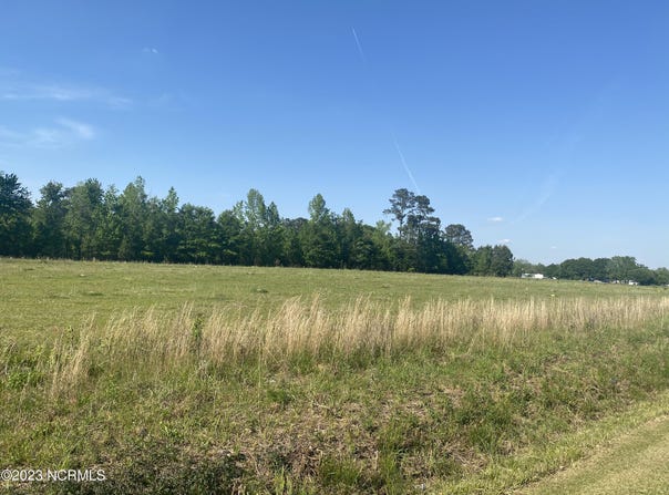 353 Best Road, Whiteville, NC 28472