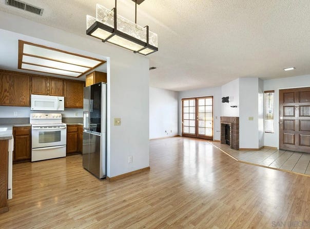 1415 Summit Drive, Chula Vista, CA 91910