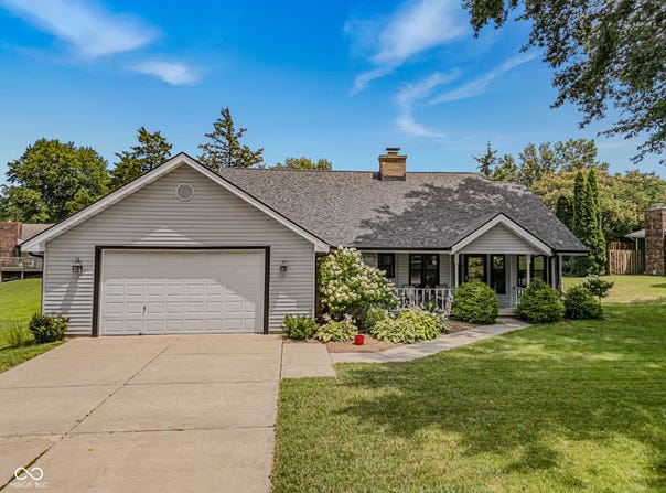 565 Luse Drive, Columbus, IN 47201