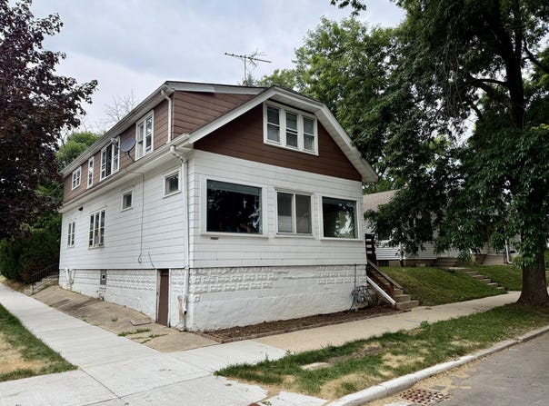 337 S 66th St, Milwaukee, WI 53214