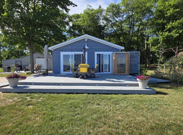 3804 E Michigan Avenue, Au Gres, MI 48703