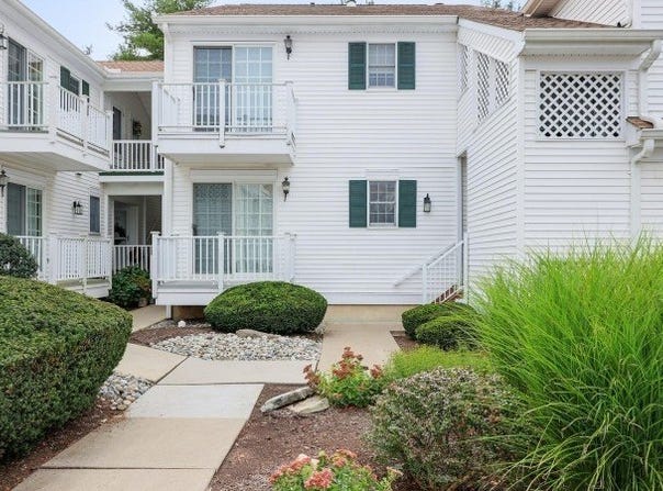 109 Alexandria Way, Bernards Twp., NJ 07920-2763