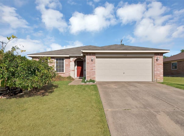 112 Blackforest Road, Krum, TX 76249