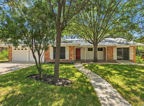 6702 FOREST DELL ST, San Antonio, TX 78240