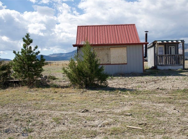 19 John Wayne Lane, Townsend, MT 59644