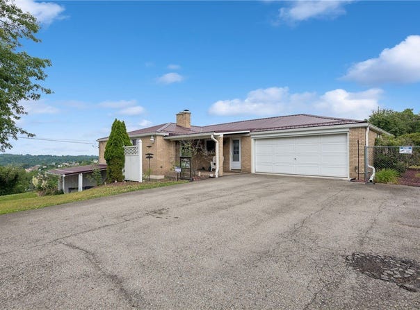 1760 Morris Ave, Irwin, PA 15642