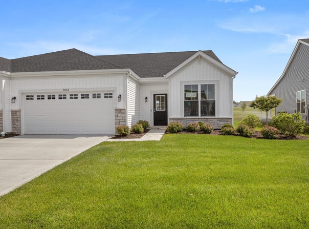 4052 Reflection Place, Valparaiso, IN 46385